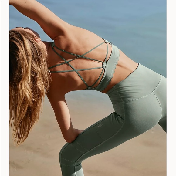Free People Other - 🆕 Free People Movement Bra in Glacial Mist Green XS - NWT